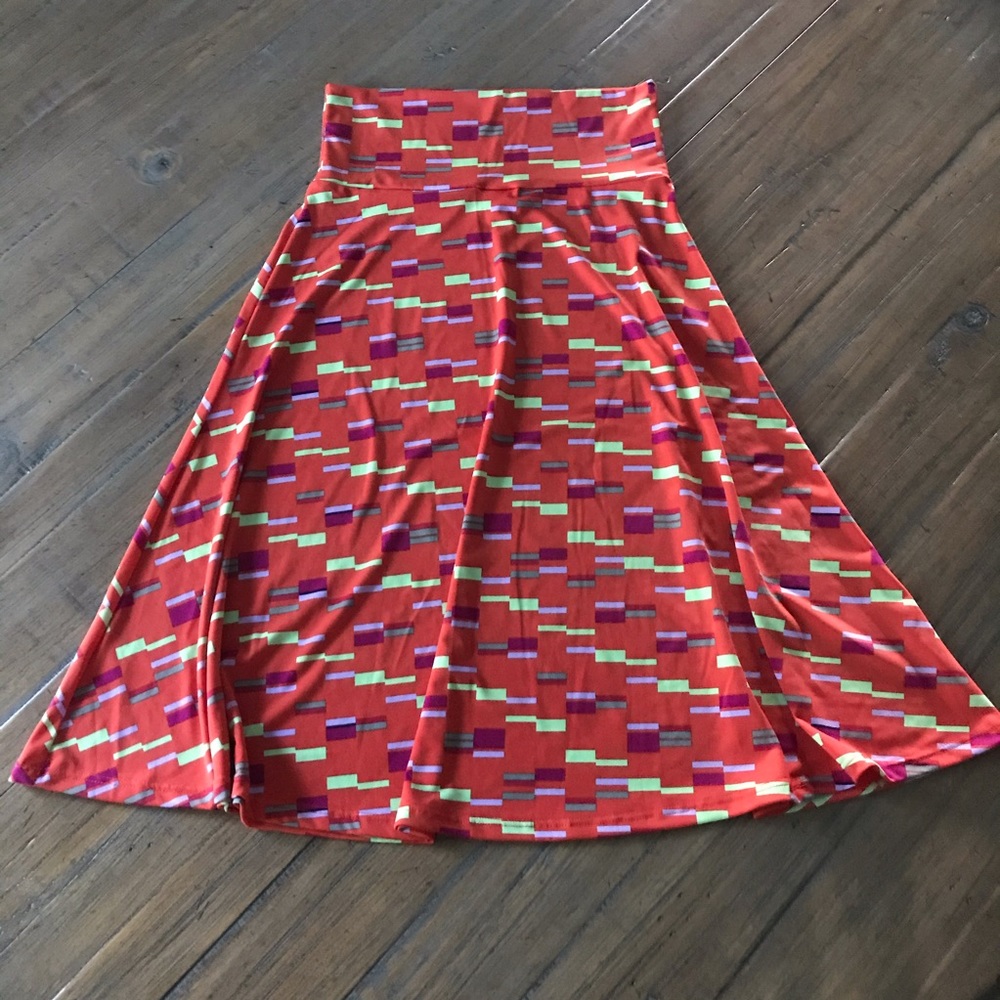 LuLaRoe XS Azure skirt- orange & rectangle pattern - Picture 7 of 13